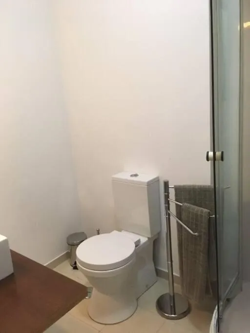 Homestay Charming Suite Private Wc & Balcony Lisbon