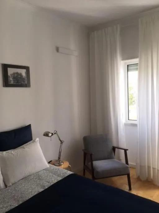 Homestay Charming Suite Private Wc & Balcony Lisbon